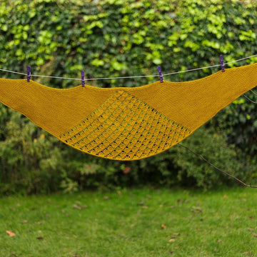 Folia Crescent