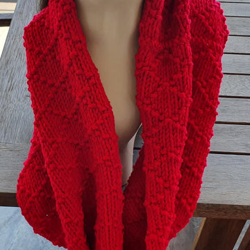 Nicky - diamond stitch scarf or cowl
