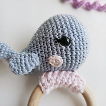Whale rattle