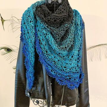 Triangular Scarf "Melaina"