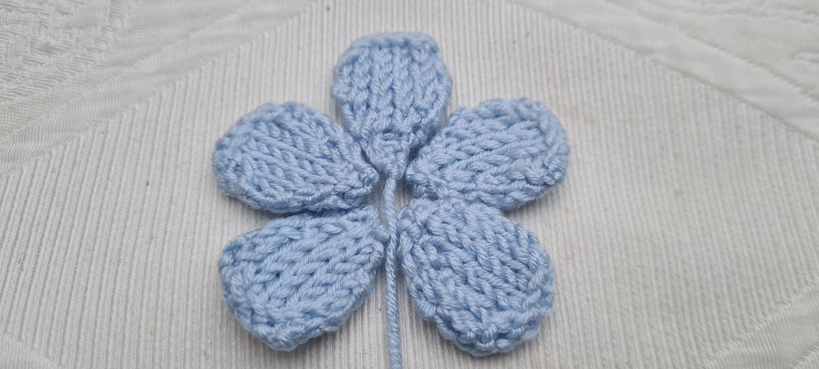 Knitted Forget-me-not
