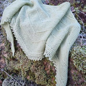 Pearl Fairy Shawlette