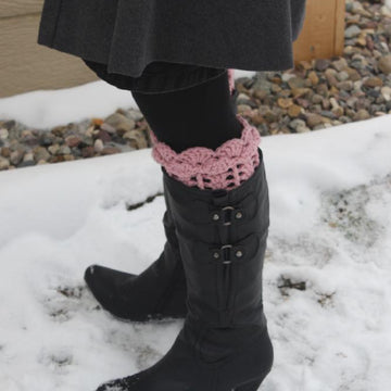 Lacy Boot Cuff with Shell Edge Pattern