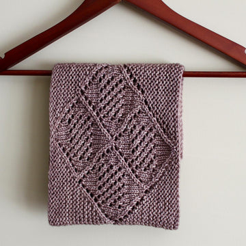 Lattice and Purl Cowl