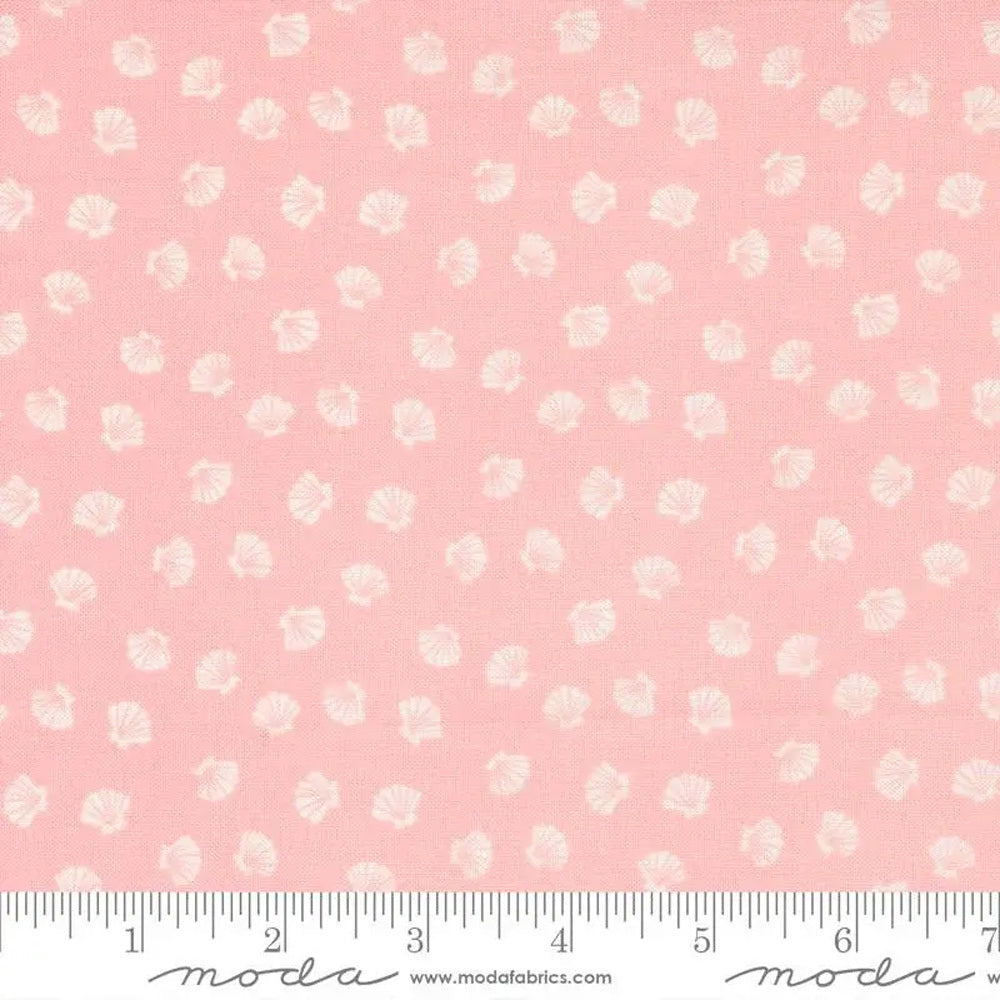 Moda Fabrics The Sea and Me - Shell
