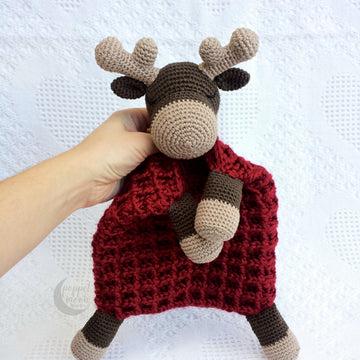 Sleepy Moose Lovey