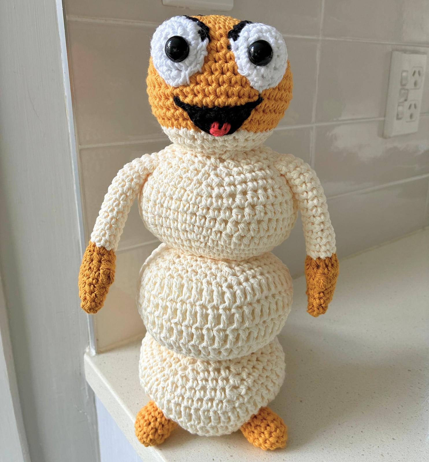 HOLLY THE HUHU GRUB