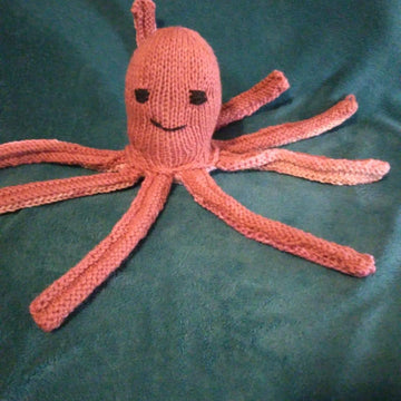 Knitted octopus