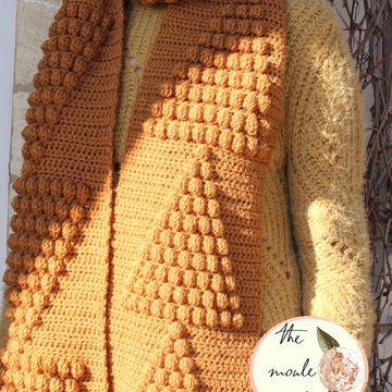 Pyramid Scarf