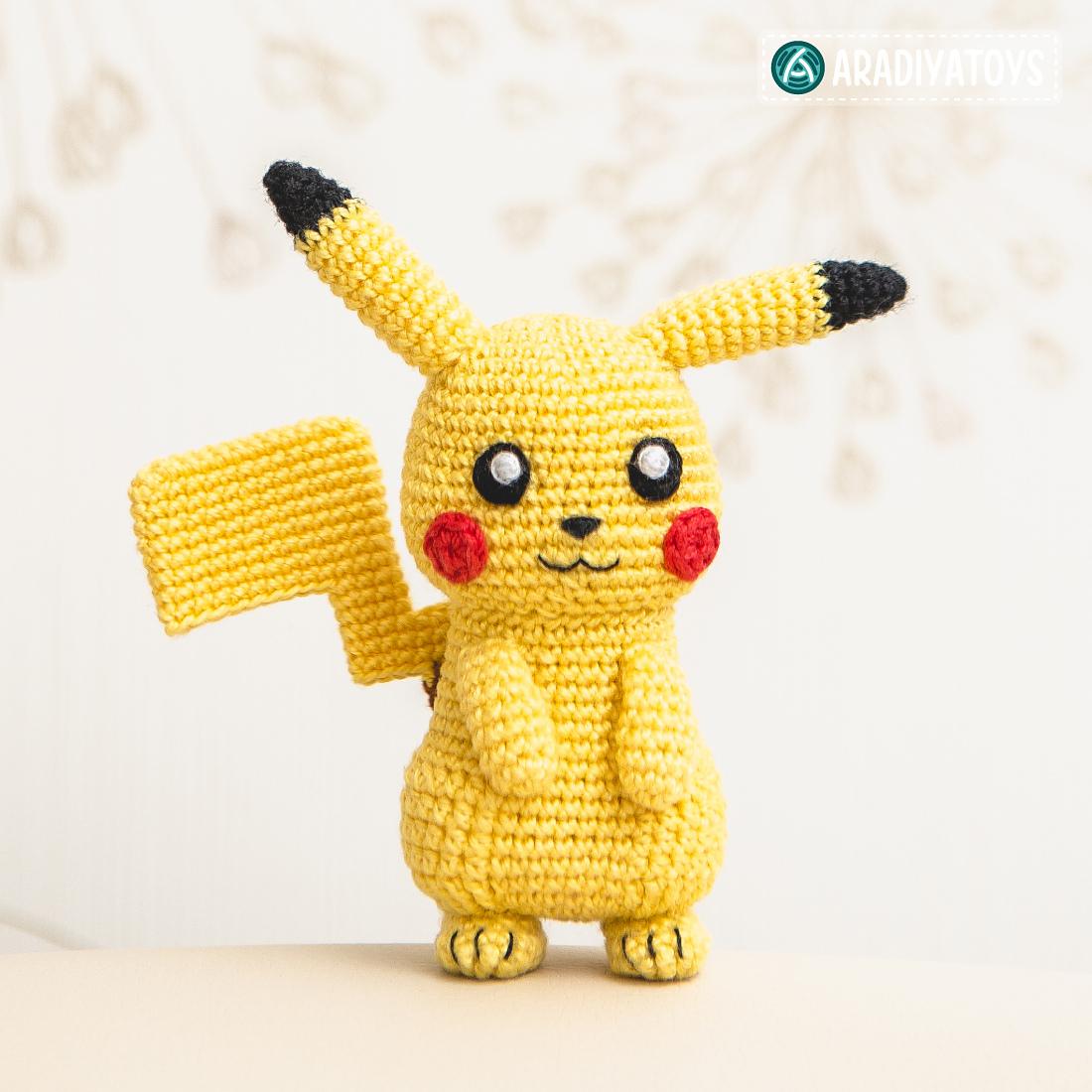 Pikachu by AradiyaToys