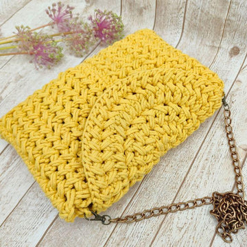 Pleated Herringbone Crossbody Bag | No-Sew One-Piece Purse