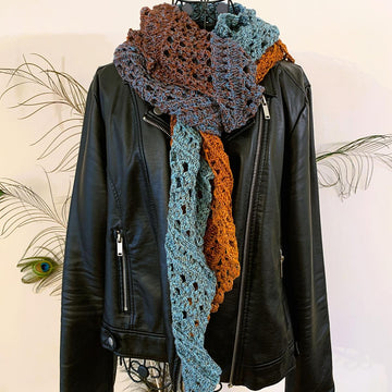 Triangular Scarf "Rhoxane"