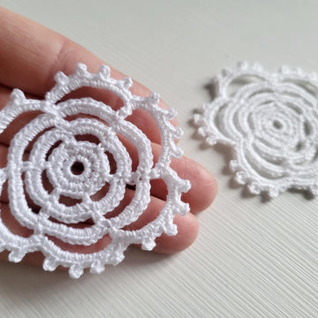 Crochet Netting flower with picots pattern