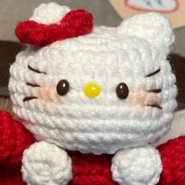 Hello Kitty on the Bow