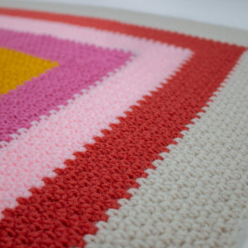 Daisy’s Infinity Moss Square Crochet Blanket