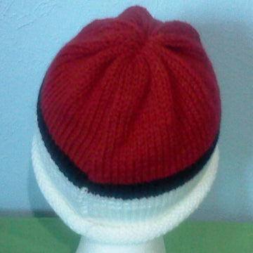 Pokemon Pokeball Beanie