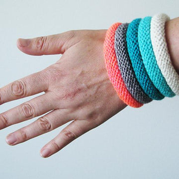 Easy knitted bangle