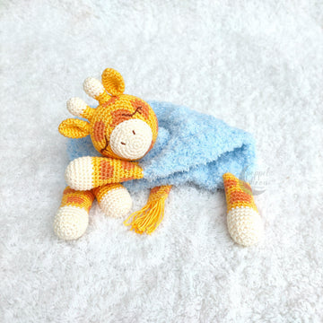 Sleepy Giraffe Lovey