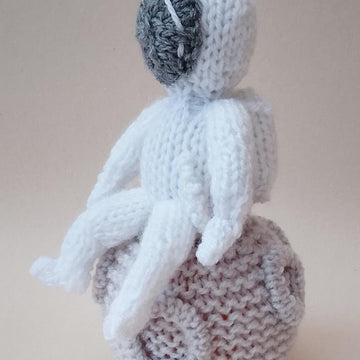 To the Moon Astronaut Chocolate Orange Cosy