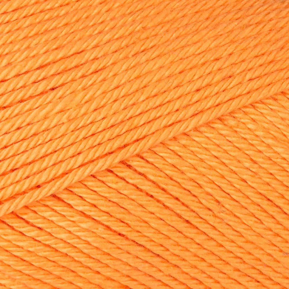 Yarn and Colors Must-Have