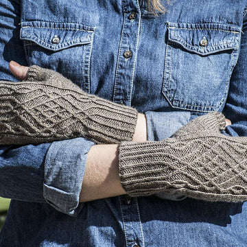 Cambre fingerless mittens