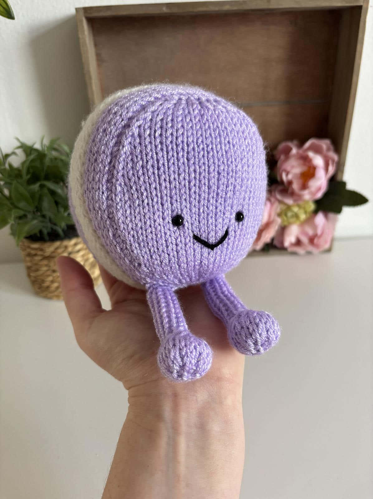 Mandy Macaron