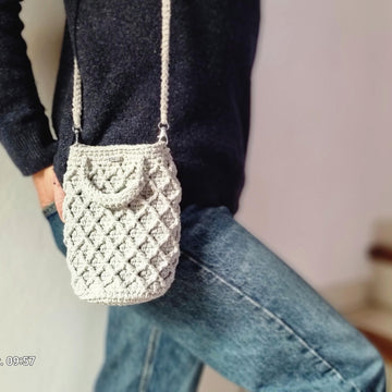 Small crossbody bag crochet pattern T32
