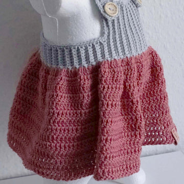 Häkelanleitung für ein entzückendes Baby Trägerkleid