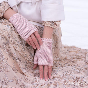 Simply Classic Fingerless Mitts