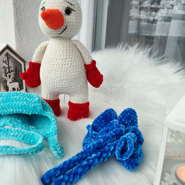 Snowman skiing PDF Crochet Pattern