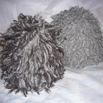 Thrum cap