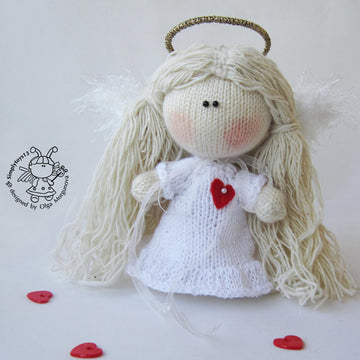 Pebble doll Angel