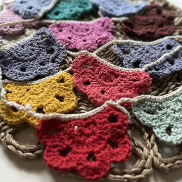 Lacy Flower Bunting