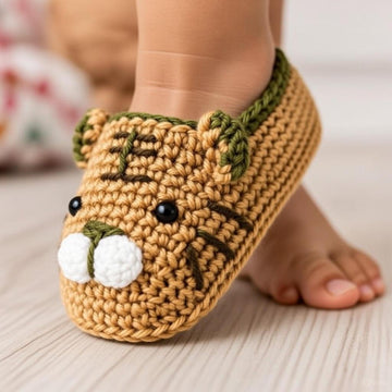 Animal Baby Bootie Pattern + Video Tutorial