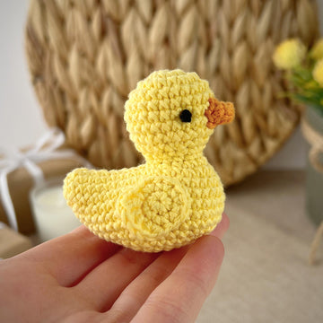 Crochet duck plush pattern amigurumi toy