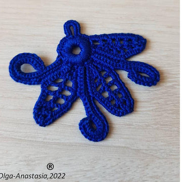 Antique motif 2