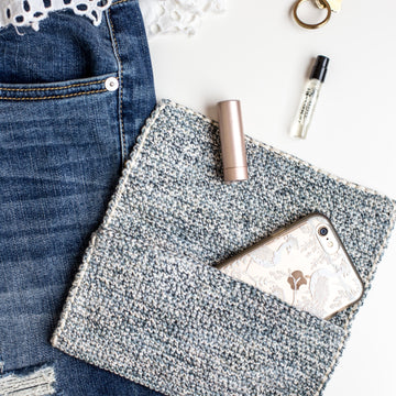 Seaside Crochet Clutch