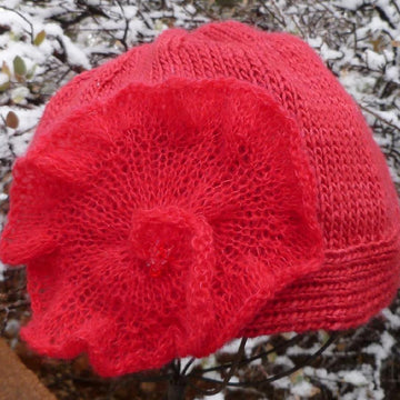 Noomi Hat
