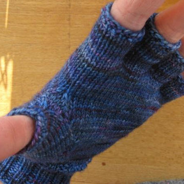 Fitted Fingerless Gloves