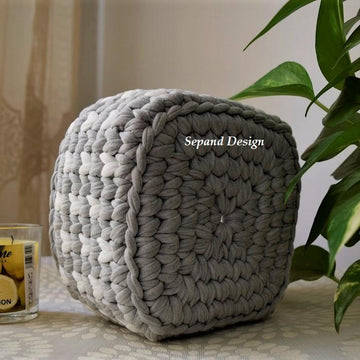 Tshirt yarn basket V st Square