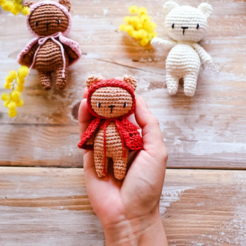 Crochet pattern Bisou the tiny bear