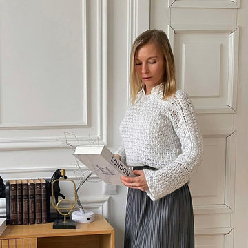 The turtleneck crochet sweater/ Suéter Brillo