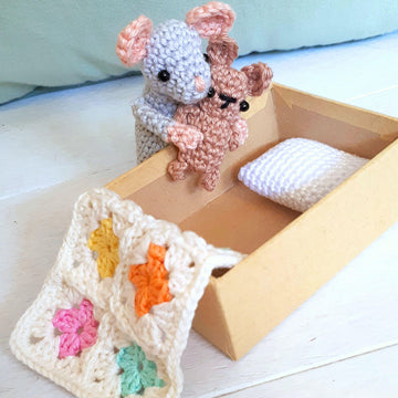 Mouse in a box