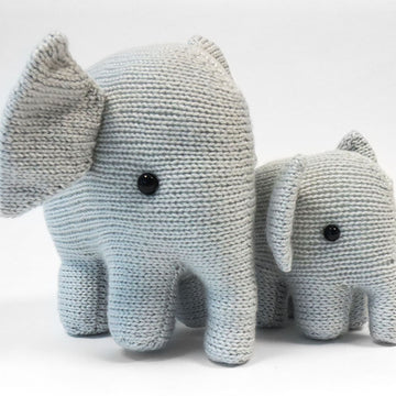 Mummy and Baby Elephant in Deramores Studio DK - Downloadable PDF
