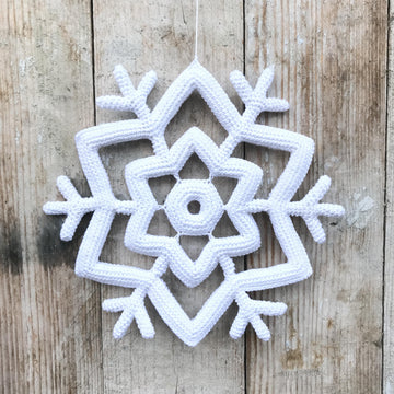 Majestic snowflake