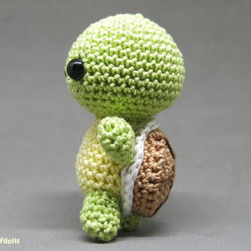 Mini Amigurumi Turtle