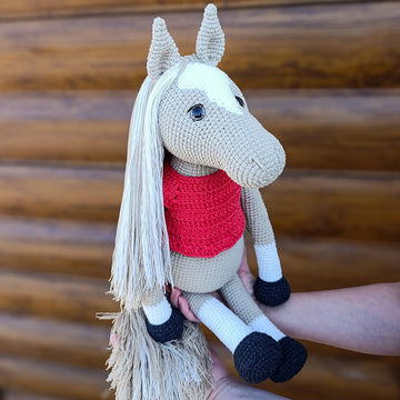 Large CUTE Horse