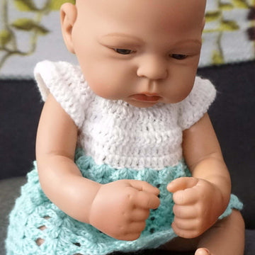 Häkelanleitung für das Puppenkleid Ocean Vibes
