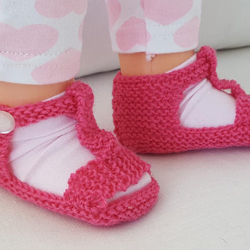 Anthea - 4ply sandals for babies