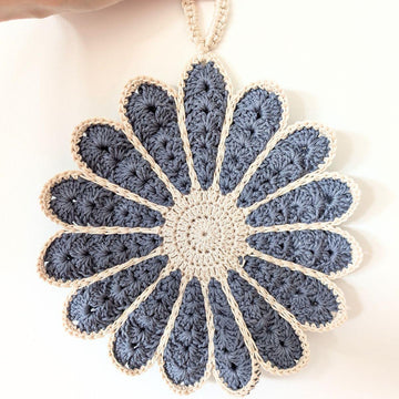 Vintage Flower Potholder